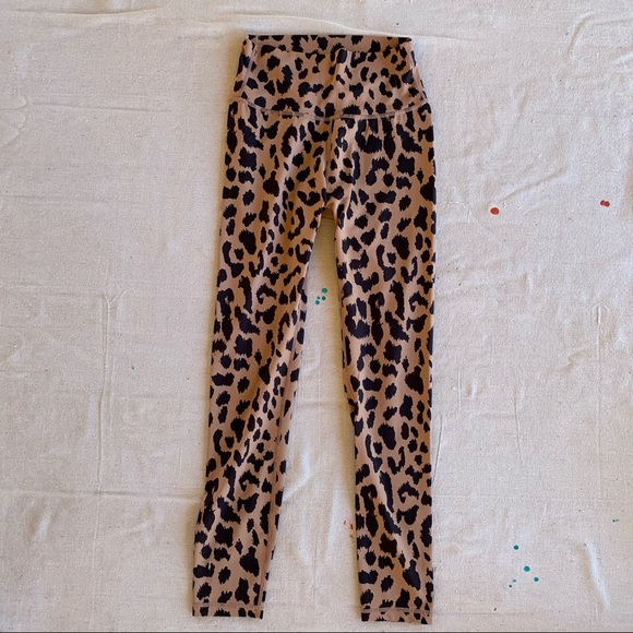 All Fenix Cheetah Print Yoga Leggings - size small - Picture 6 of 12